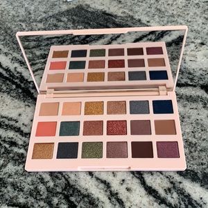 Brand New CIATE LONDON The Editor Eyeshadow Palette, New England (Never Used)